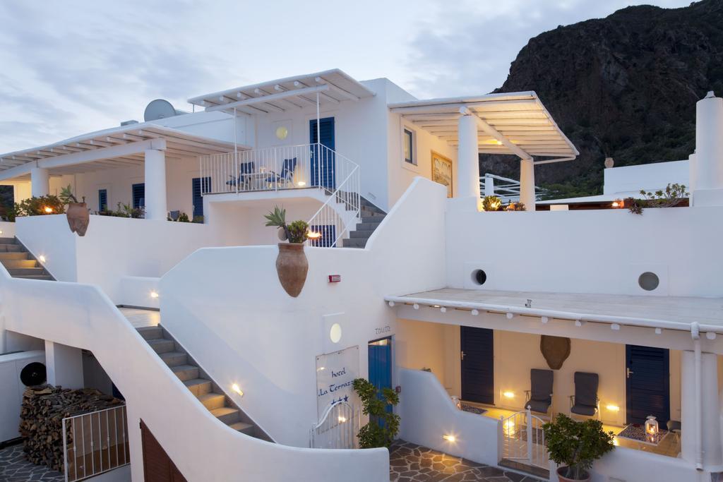 Hotel La Terrazza Panarea Bagian luar foto